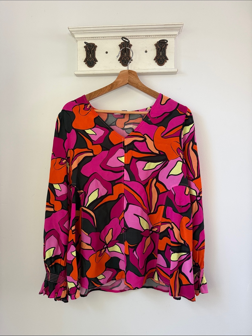 Vibrant Abstract Floral Long-Sleeve Blouse - Pink & Orange *Flawed